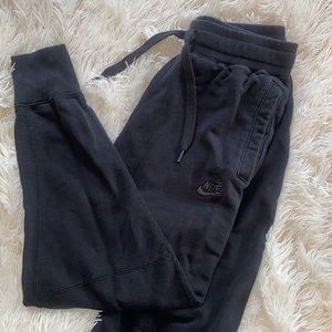 Nike sweatpants (black)
